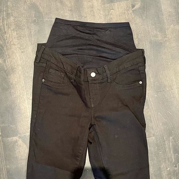 Old Navy | Maternity Rockstar Black jeans - Picture 3 of 5